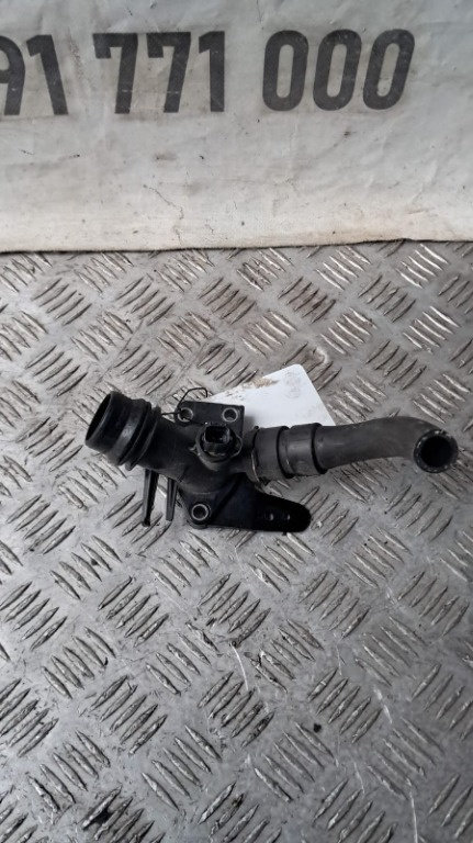 Carcasa termostat Volvo XC60 motor 2.4 D5 D5244T10 an fab. 2010 cod 30751954