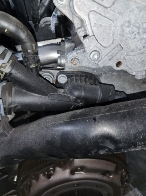 Carcasa termostat Vw Golf 6 1.6 TDI 2009 2010 2011 2012