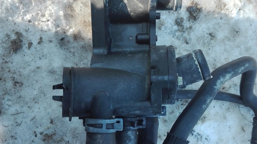 Carcasa Termostat Vw Seat Audi Skoda 1,4 16 V 1.6 16 v 1998 2005