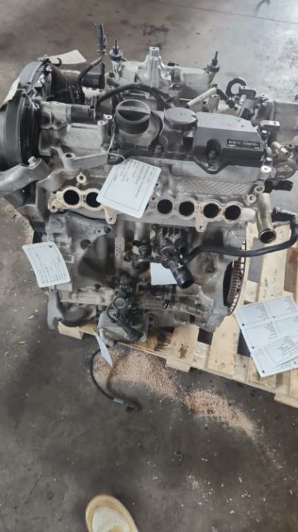 Carcasa termsotat Volvo S60 T3 1.5 B4154T4 2018 Cod : 31686046