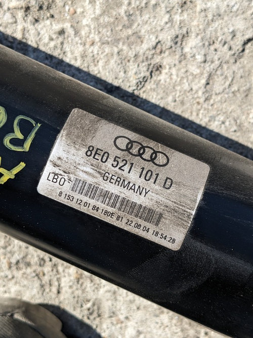 Cardan Audi A4 B6 2.5 diesel quattro automat ax cardanic cod piesa 8E0 521 101 D