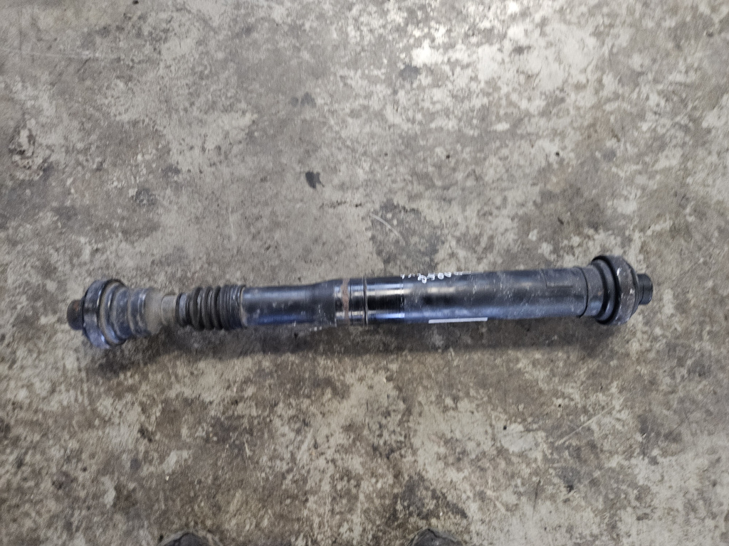 Cardan fata Volkswagen Touareg 3.0 Motorina 2012, 7P0521101G
