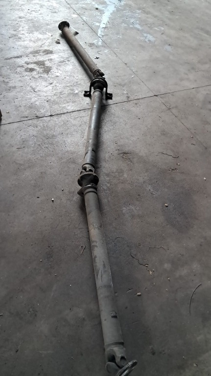 Cardan Vw LT 35 2.5 TDI cod motor AVR / ANJ an 2005