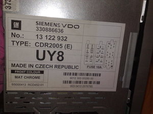 Care este codul la un casetofon de Opel Siemens CDR 2005 ?