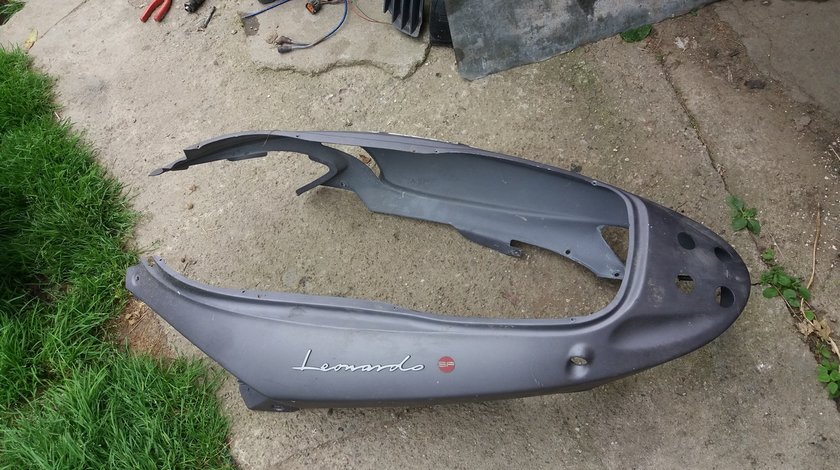 Carena Spate Aprilia Leonardo SP Gri Metalizat Inchis