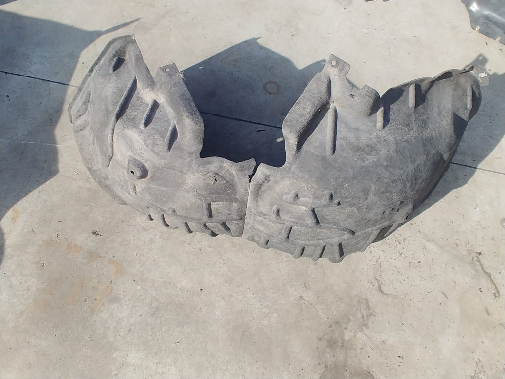Carenaj aparatoare noroi dreapta spate audi a4 b9 8w 8w0810172f