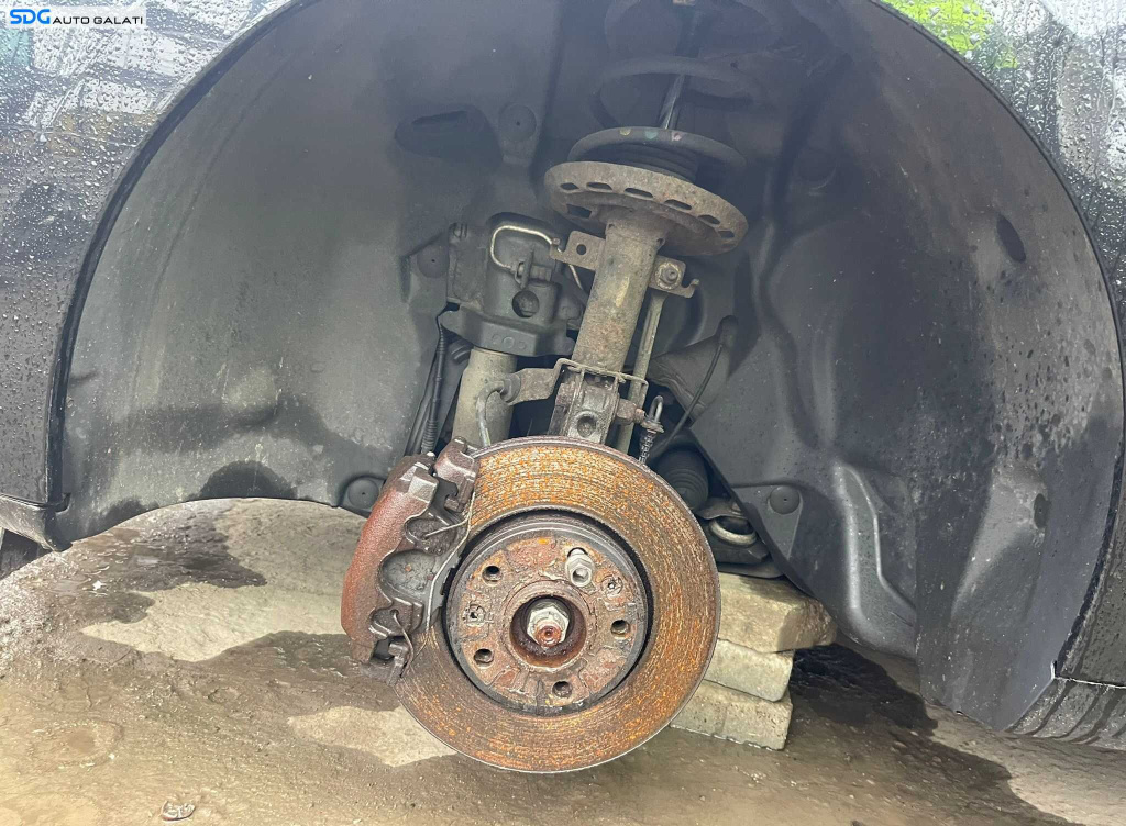 Carenaj Aparatoare Noroi Roata Janta Stanga Fata Renault Megane 3 2008 - 2015