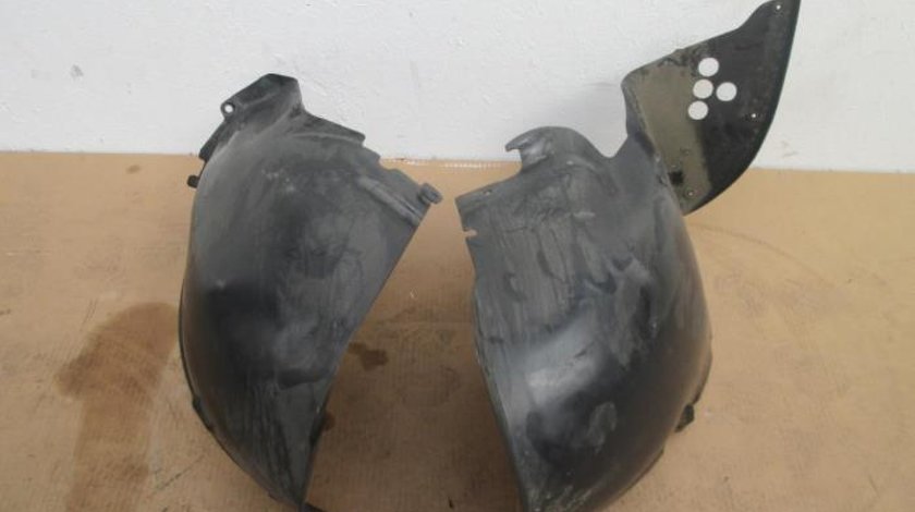 Carenaj /aparatoare noroi roata VW Transporter T5 2003-2009 7H0809962J / 7H0809962B / 7H0809961A