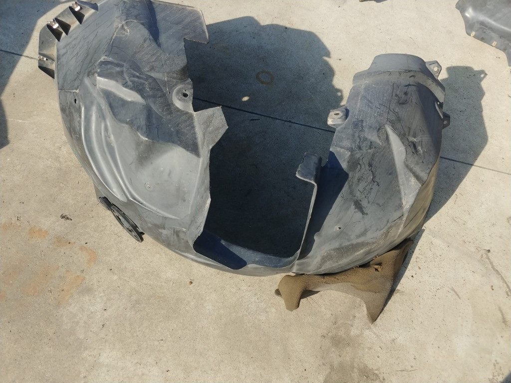Carenaj aparatoare noroi stanga fata ford mondeo mk4 7s71-a16115-a