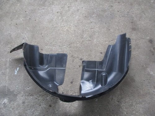 CARENAJ / APARATOARE NOROI STANGA SPATE LAND ROVER FREELANDER FAB. 1998 - 2006 ⭐⭐⭐⭐⭐