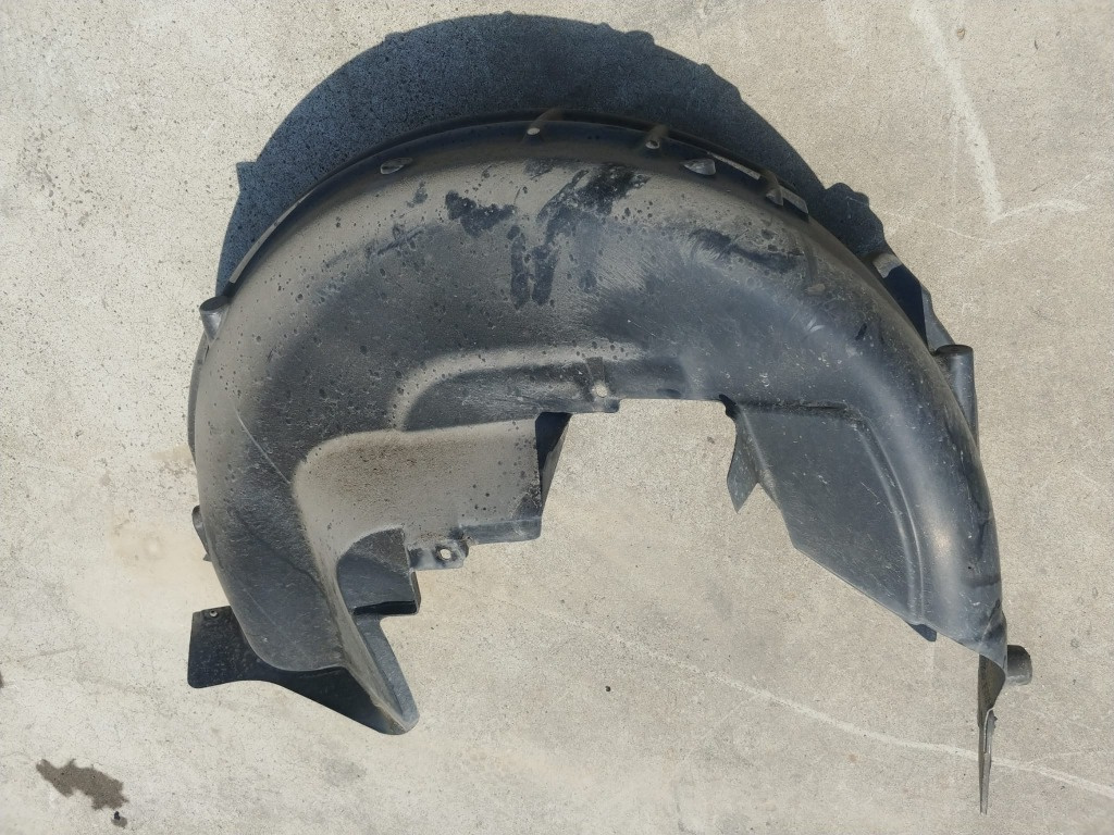 Carenaj aparatoare noroi stanga spate peugeot 5008 2 9816606180