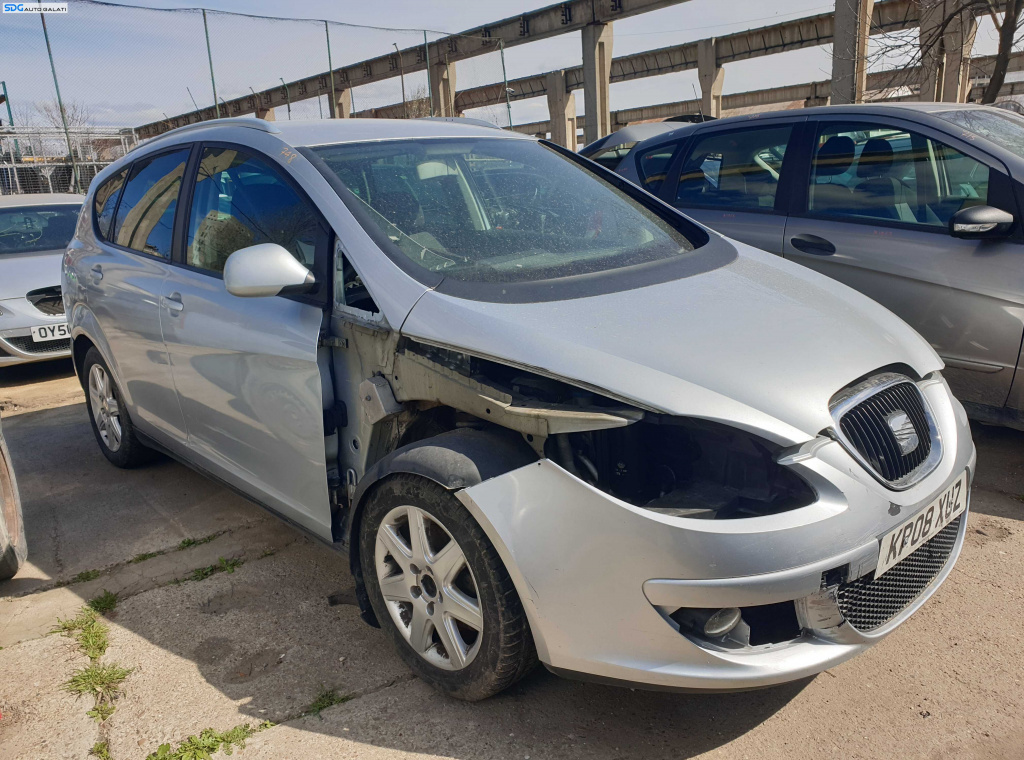 Carenaj Aparatoare Protectie Noroi de la Roata Janta Dreapta Fata Seat Altea XL NFL Non Facelift 2006 - 2009 [K4230]