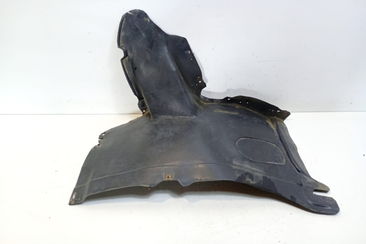 Carenaj aparator noroi stanga C9820-1W Volkswagen VW Golf 6 [2008 - 2015]