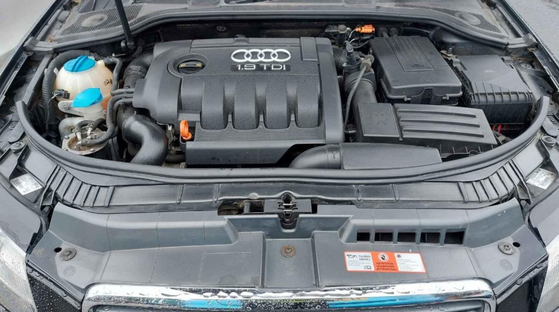 Carenaj aparatori noroi fata Audi A3 8P 2008 HATCHBACK 1.9 TDI BLS KBL