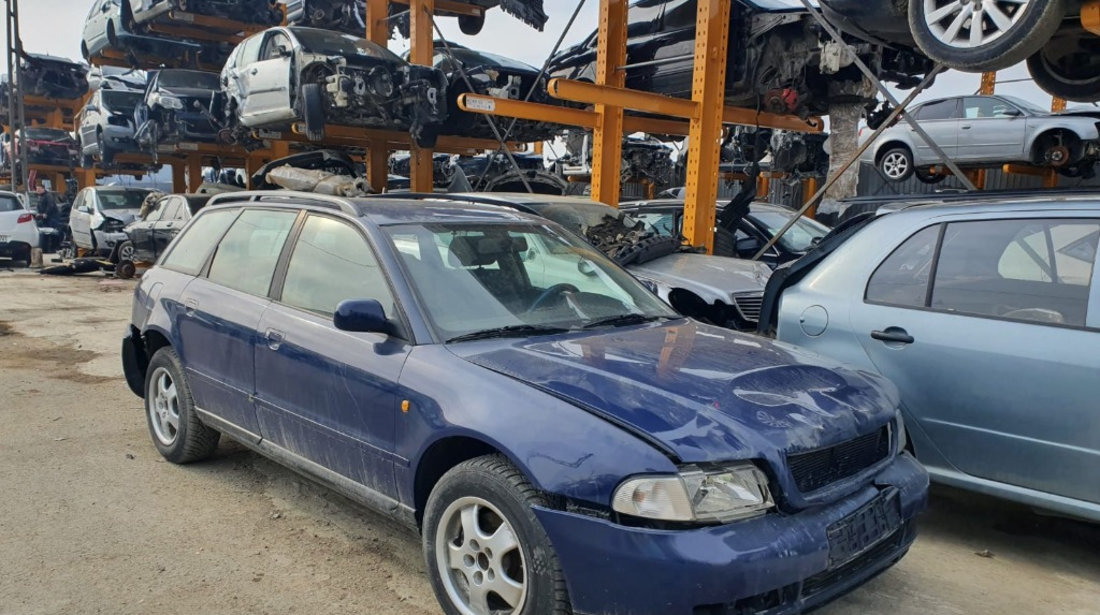 Carenaj aparatori noroi fata Audi A4 B5 2000 break 1.8 benzina