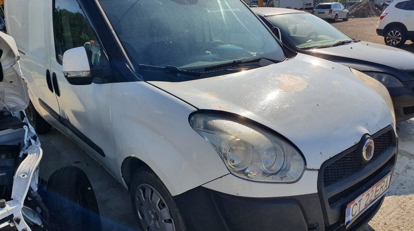 Carenaj aparatori noroi fata Fiat Doblo 2012 van 1.3 d