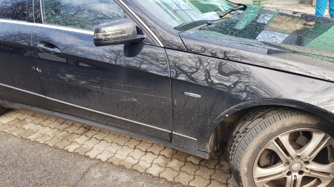 Carenaj aparatori noroi fata Mercedes E-Class W212 2012 Break 2.2