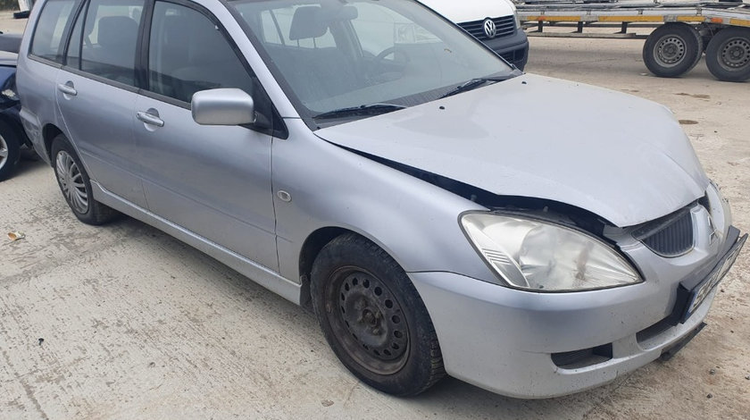 Carenaj aparatori noroi fata Mitsubishi Lancer 2004 Break 1.6 Benzina