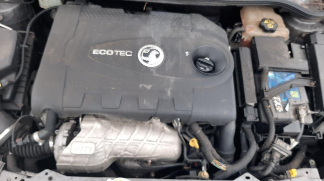 Carenaj aparatori noroi fata Opel Astra J 2011 Hatchback 2.0 CDTI