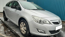 Carenaj aparatori noroi fata Opel Astra J 2012 Bre...