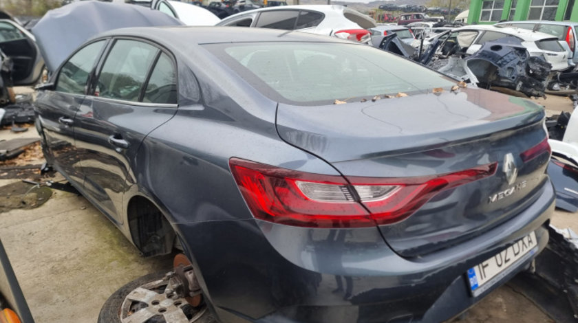 Carenaj aparatori noroi fata Renault Megane 4 2020 berlina 1.3 tce H5H470