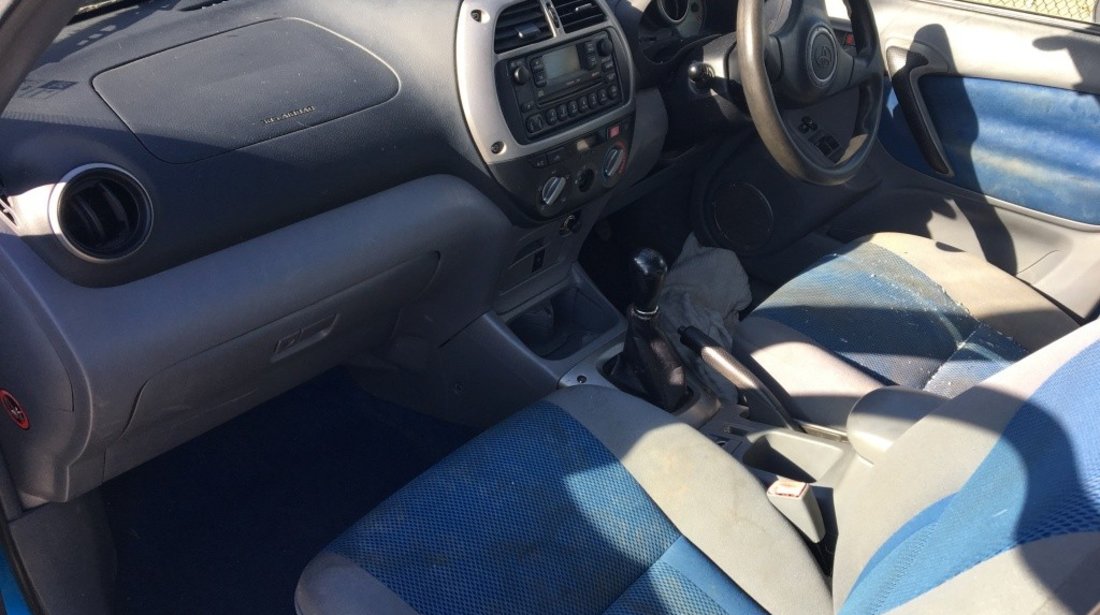 Carenaj aparatori noroi fata Toyota RAV 4 2001 suv 2.0 i