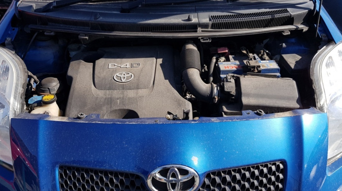 Carenaj aparatori noroi fata Toyota Yaris 2011 hatchback 1.4tdi