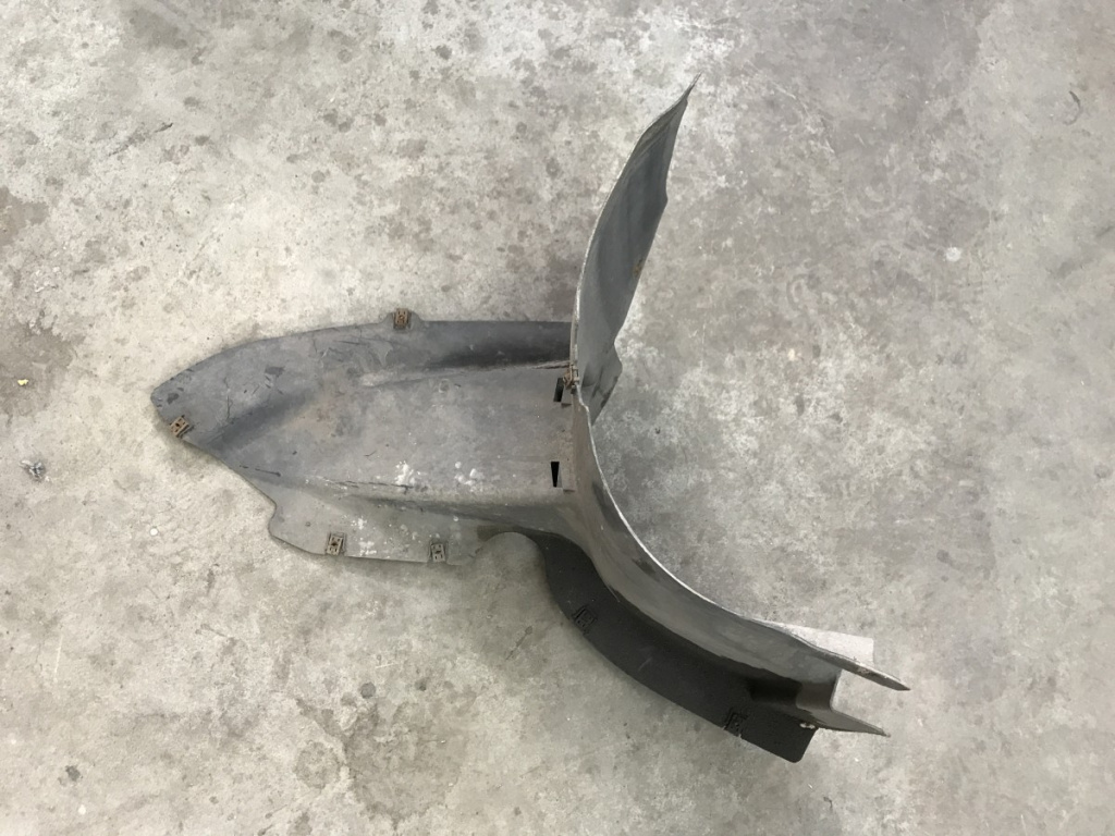 Carenaj dreapta fata mic VW Passat b6 2.0FSI, BLR sedan 2006 (3C0805912)