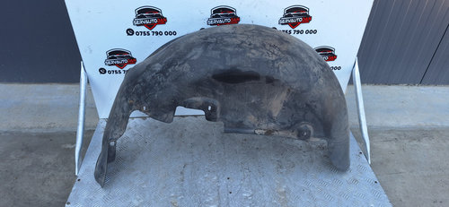 Carenaj dreapta spate Volkswagen Touareg facelift (2006-2010) 2.5 Motorina 2007, -