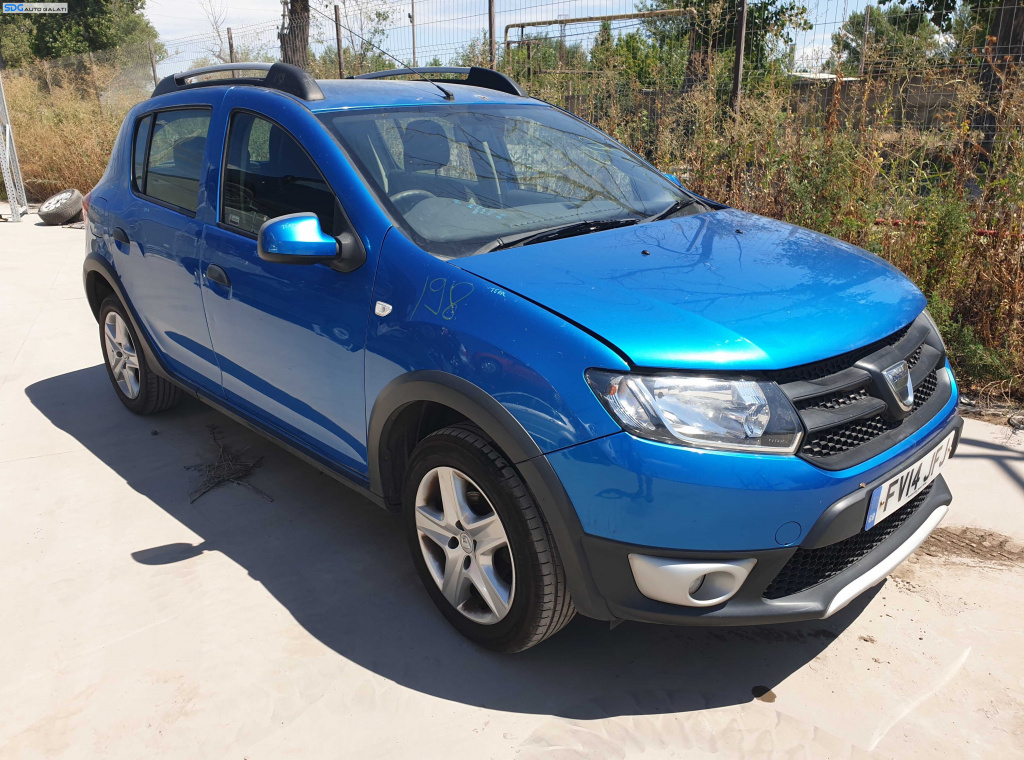 Carenaj Protectie Aparatoare Noroi Janta Roata Dreapta Fata Dacia Sandero 2 2012 - 2016 [K6398]