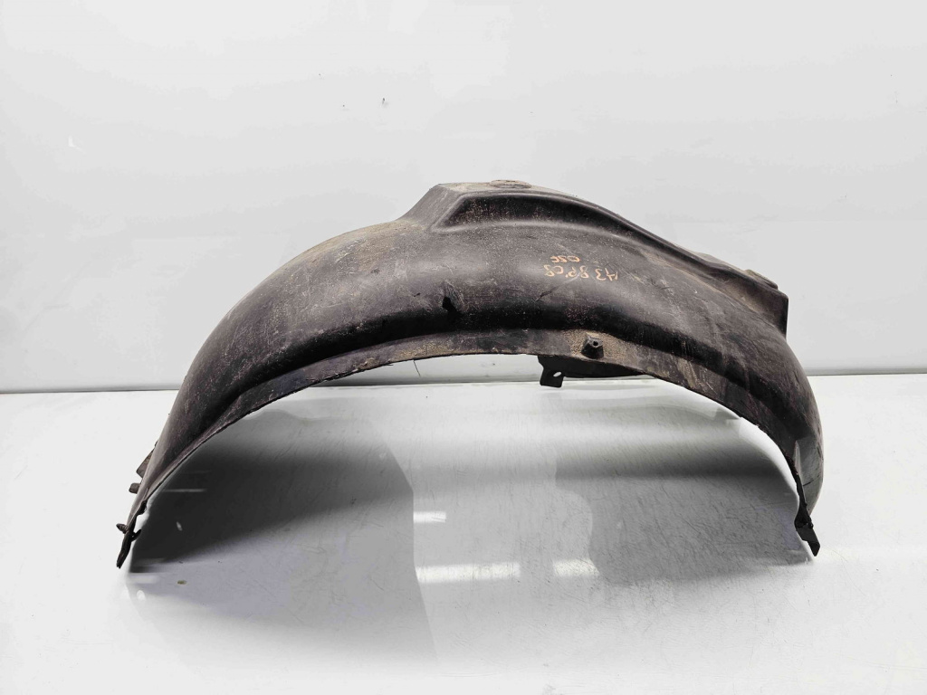 Carenaj roata dreapta fata Audi A3 Sportback (8PA) [Fabr 2004-2013] 8P0821172E
