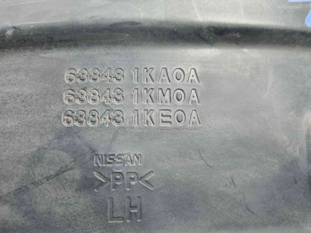Carenaj roata dreapta fata Nissan Juke [