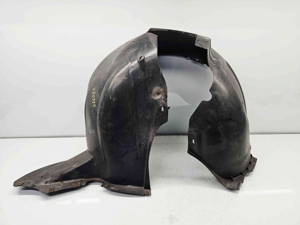 Carenaj roata dreapta fata Volkswagen Jetta 4 (162,163) [Fabr 2010-2016] 5C6805912