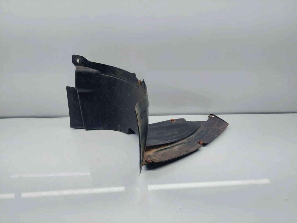 Carenaj roata dreapta fata Volkswagen Passat CC (358) [Fabr 2012-2016] 3C8805912B