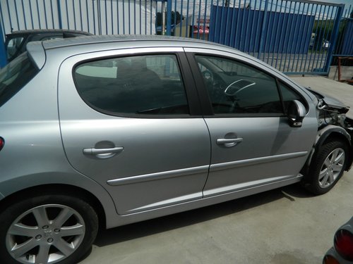 Carenaj roata dreapta spate Peugeot 207 Hatchback model 2006