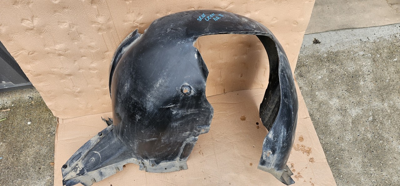 Carenaj roata drepta fata Seat Leon 1P 2006 2007 2008 2009 2010