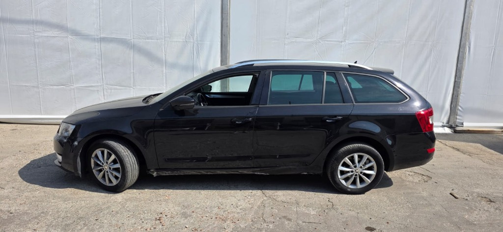 Carenaj roata spate Skoda Octavia 3 1.6 TDI cod motor CXX an 2016 combi