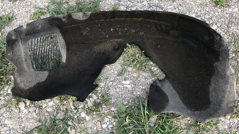 Carenaj roata stanga fata AUDI Q7 4L 2007 2008 2009 2010