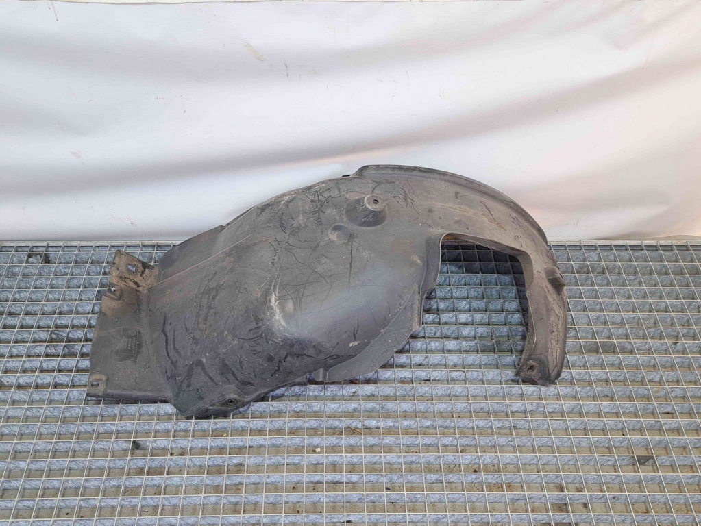 Carenaj roata stanga fata Bmw 1 (E81, E87) [Fabr 2004-2010] 7059371