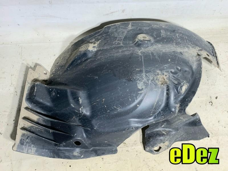 Carenaj roata stanga fata Renault Megane 3 (2008-2012) 638430004R