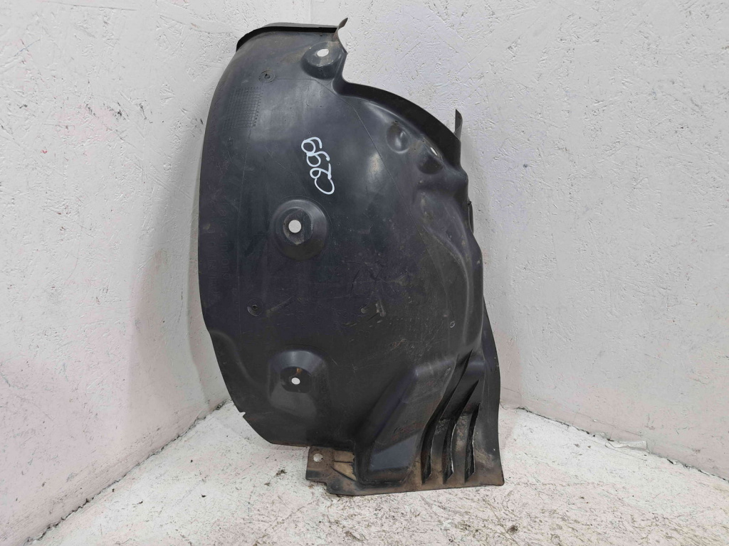 Carenaj roata stanga fata Renault Megane 3 (B95) [Fabr 2008-2016] 638430101R