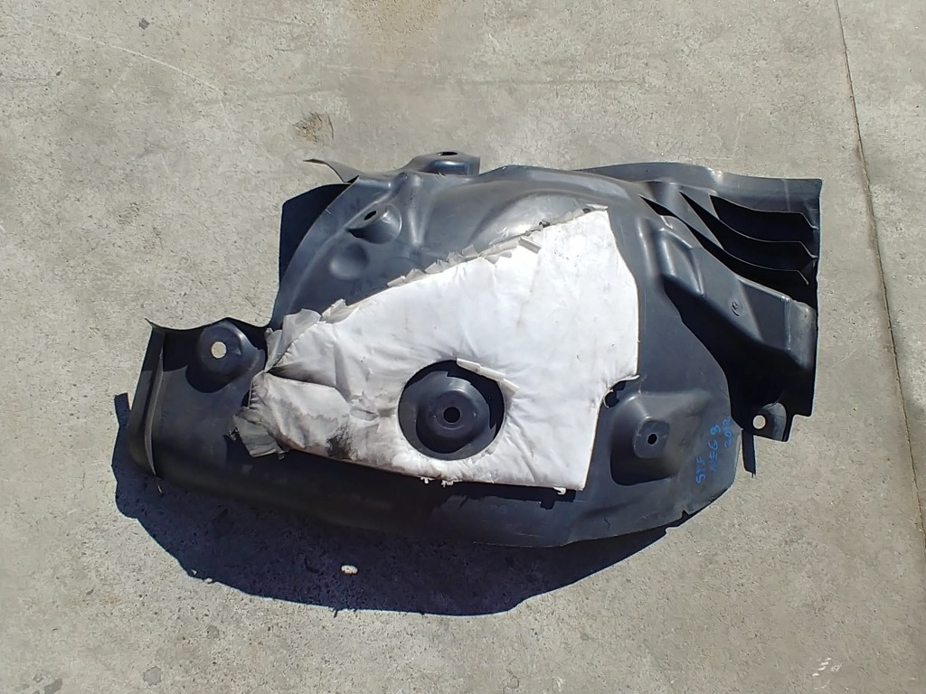 Carenaj roata stanga fata renault megane 3 638430101r
