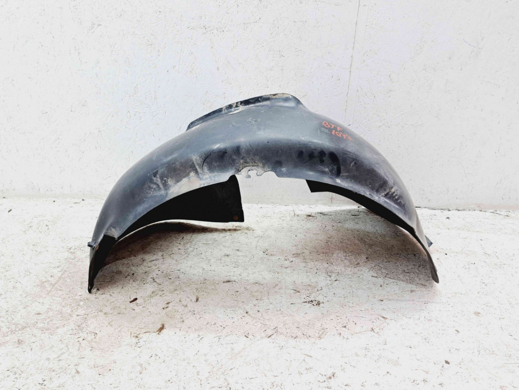 Carenaj roata stanga fata Volkswagen Jetta 3 (1K2) [Fabr 2005-2010] 1K5805977