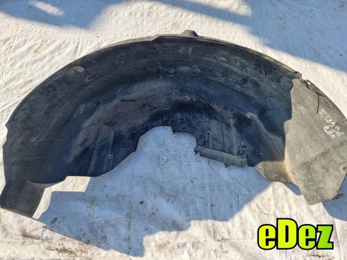Carenaj roata stanga spate Land Rover Range rover vogue L322 (2002-2009) 8259045