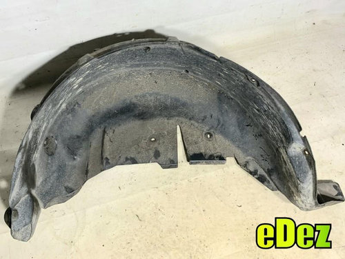 Carenaj roata stanga spate Renault Megane 3 facelift (2012-2016)