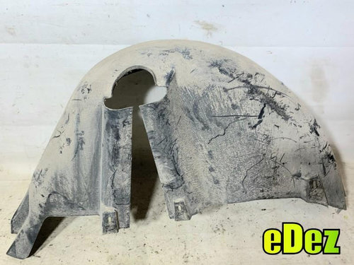 Carenaj roata stanga spate Skoda Fabia 2 (2006-2010) 5J6810971