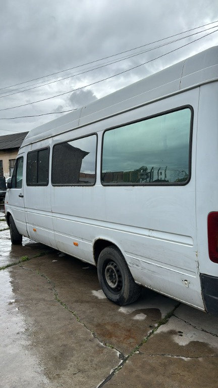 Carenaj roata Vw LT 35 2.5 TDI cod motor AVR / ANJ transmisie manuala 5+1, punte simpla,an fabricati...