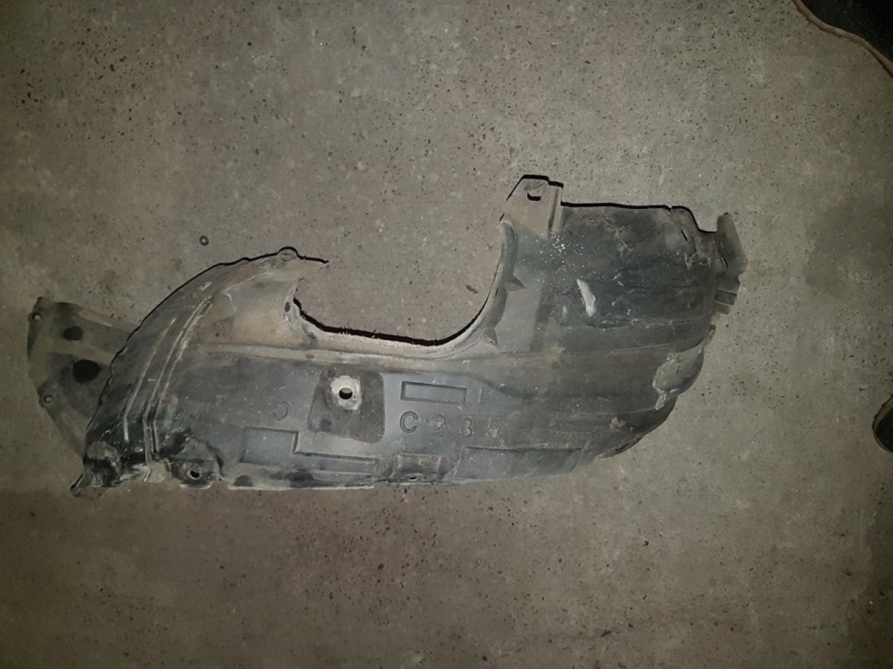 Carenaj stanga fata mazda 5 2005-2011