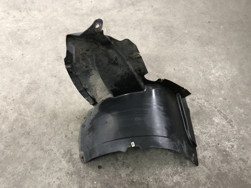 Carenaj stanga fata mic VW Passat B7 Variant 2.0 TDI manual 140 CP sedan 2012 (3AA805911)