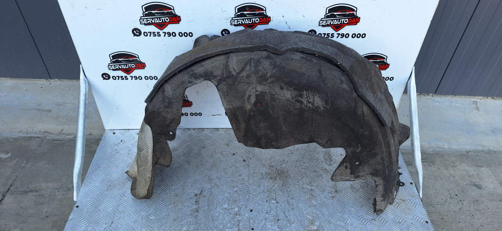 Carenaj stanga spate Mercedes-Benz C-Class (2015->) [W205] 1.6 Motorina 2016, -